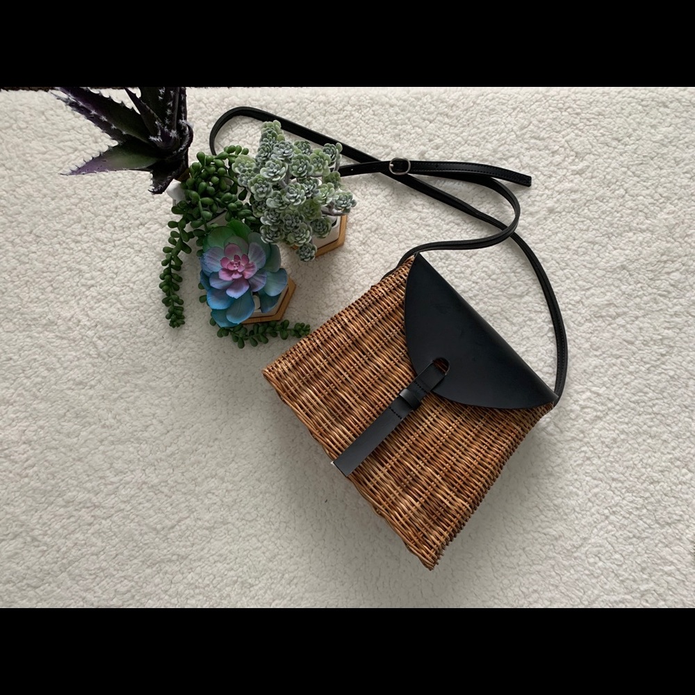 Wicker bag